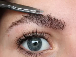 مراقبت های بعد از کاشت ابرو